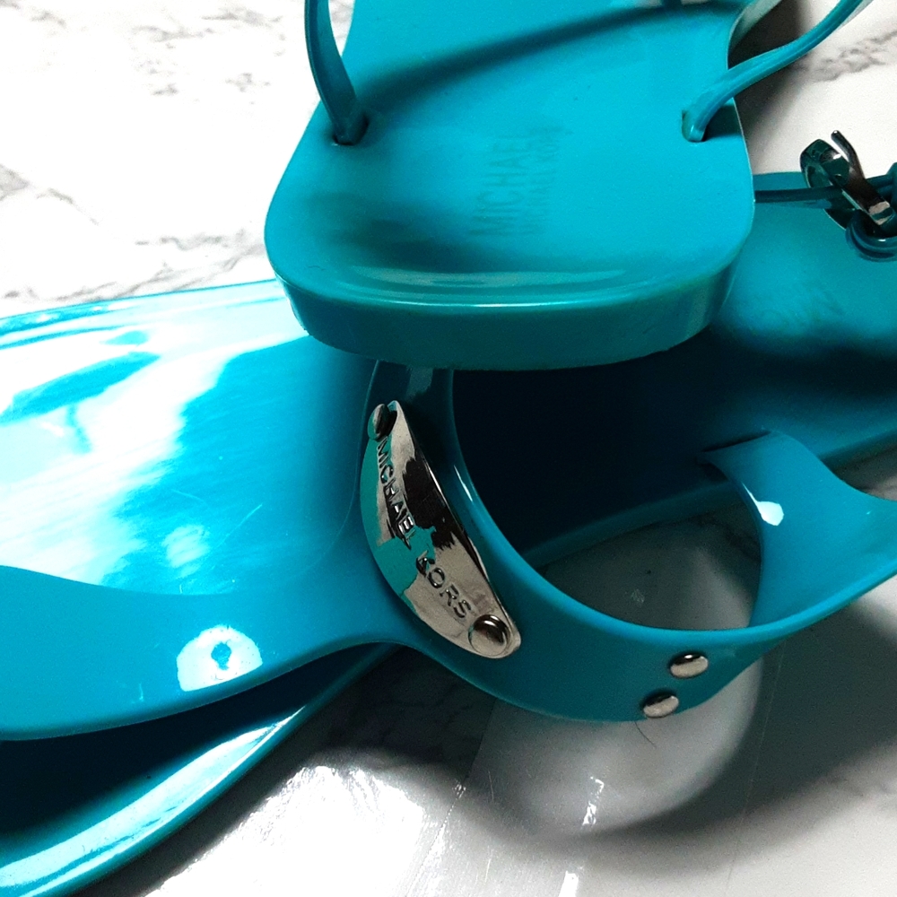 Michael kors plastic sandals - Picture 4 of 5